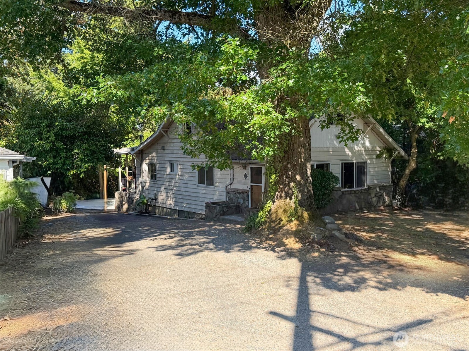 2416 S 128th Street