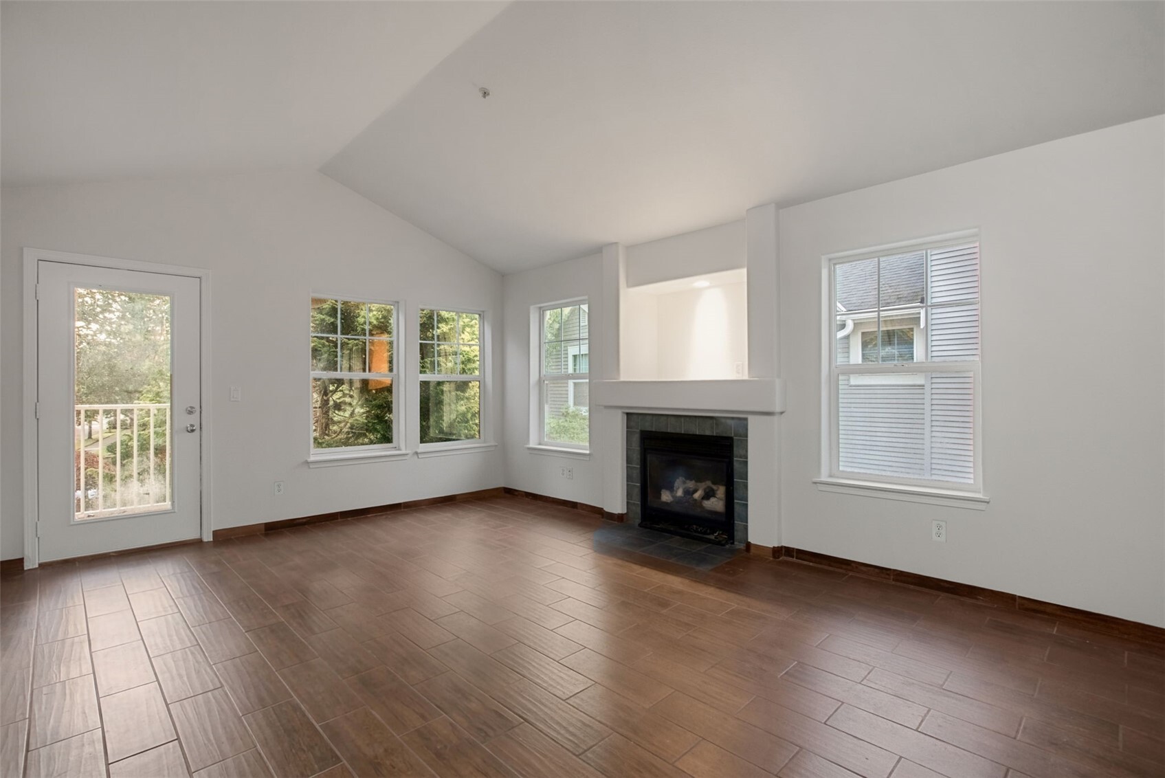 1897 Kennedy Place #C-13, Dupont, WA 98327, photo 4 of 40