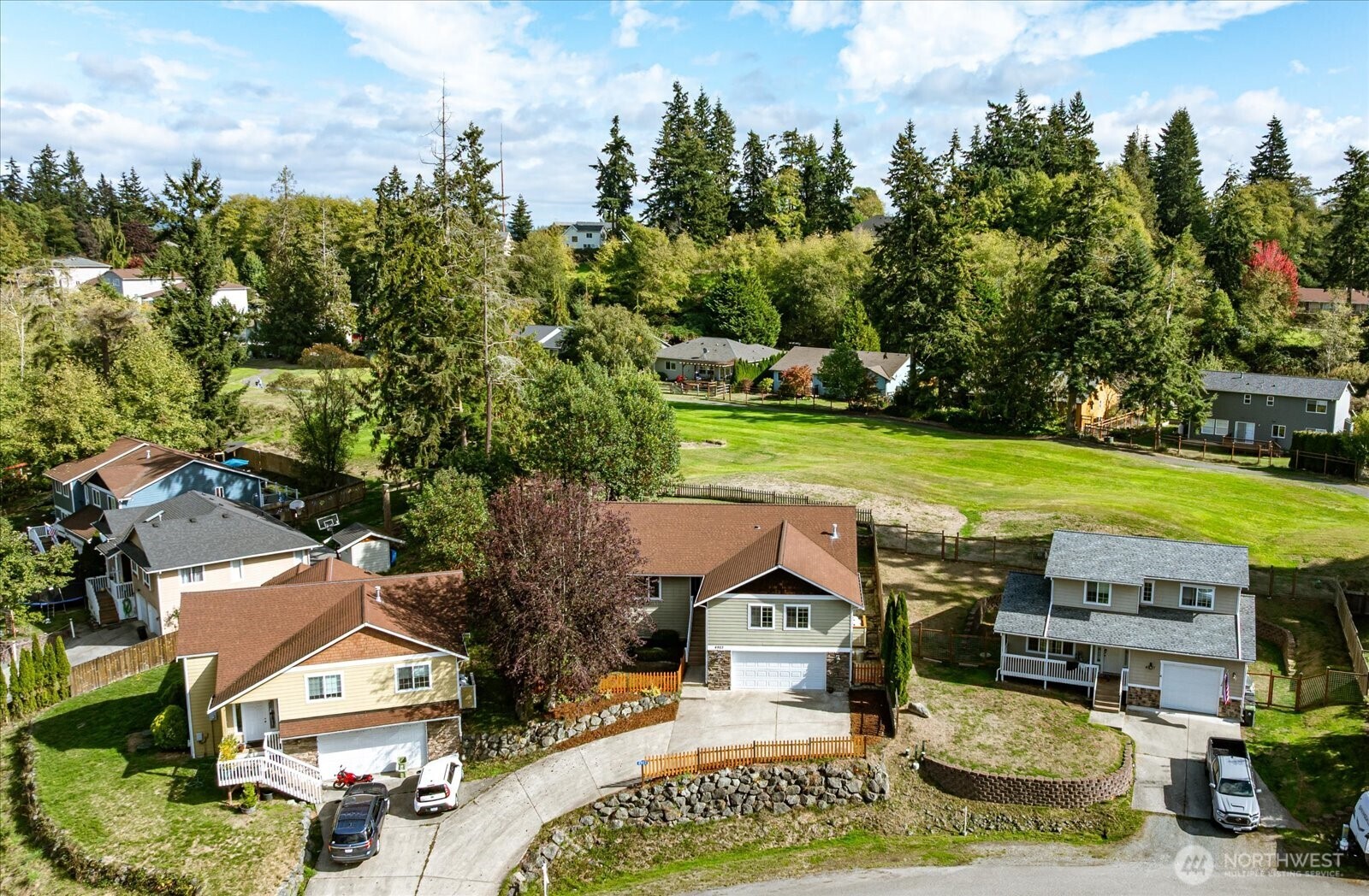 4903 Reindeer Road