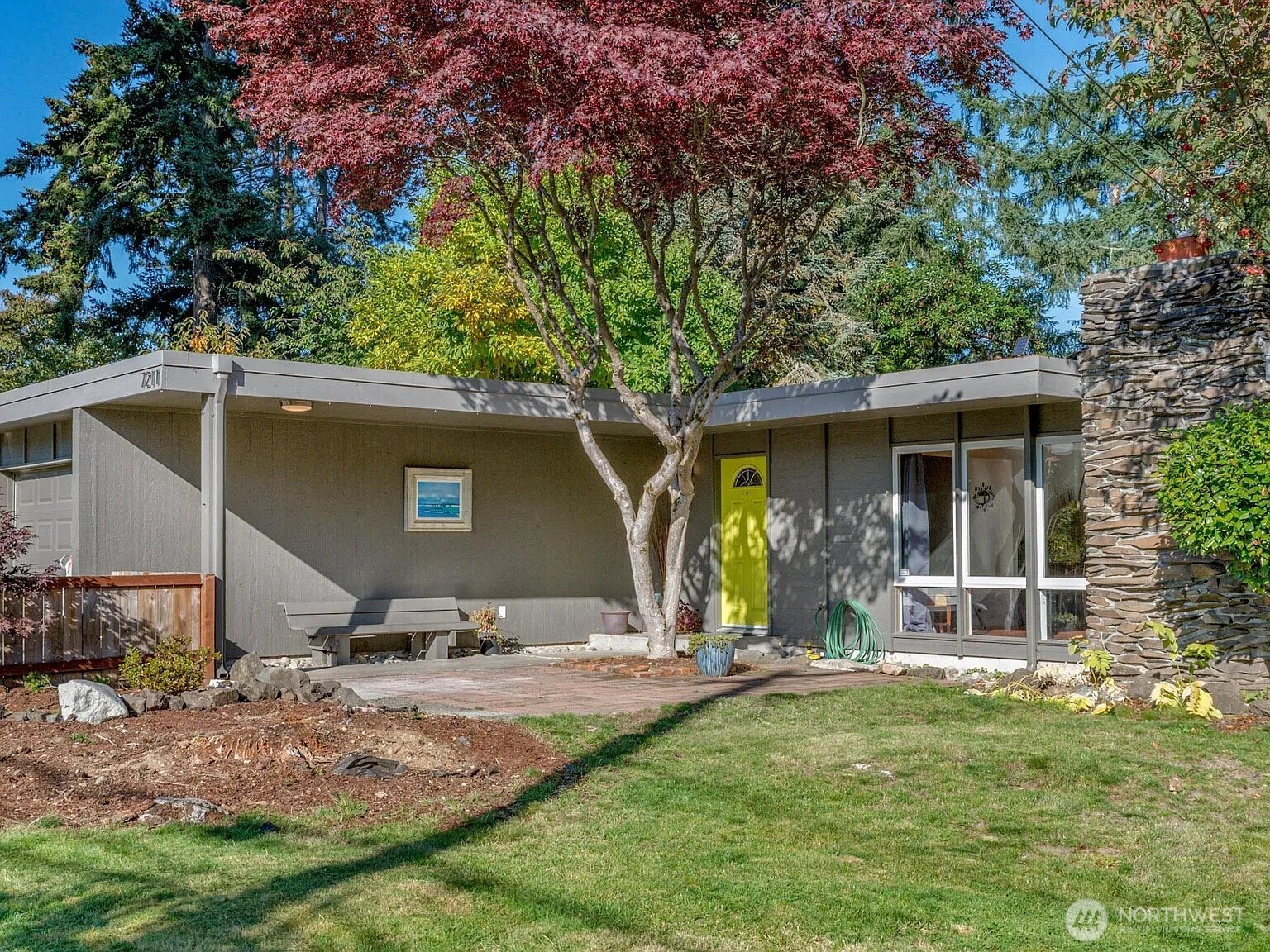 7211 44th Street W