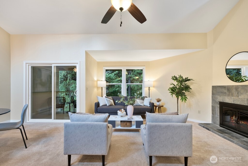 14633 NE 40th Street #K8, Bellevue, WA 98007, photo 5 of 26