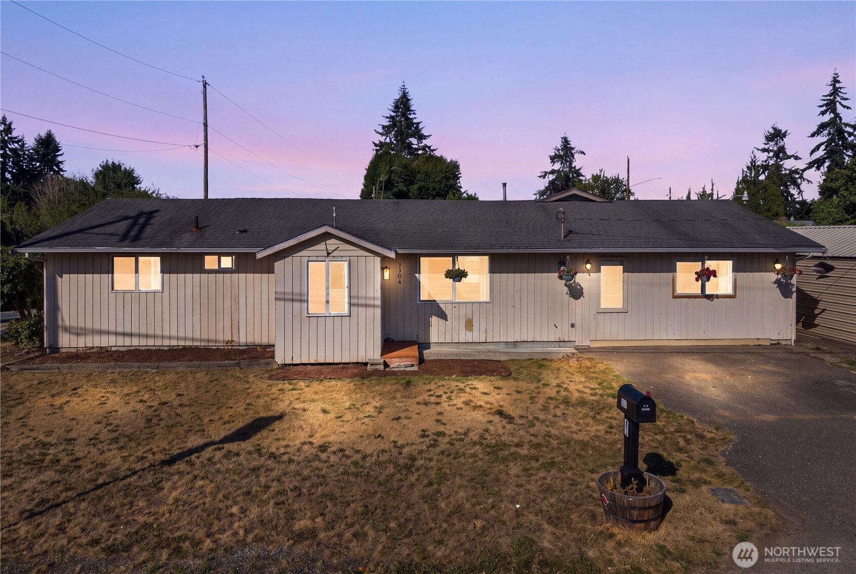9304 55TH Avenue NE