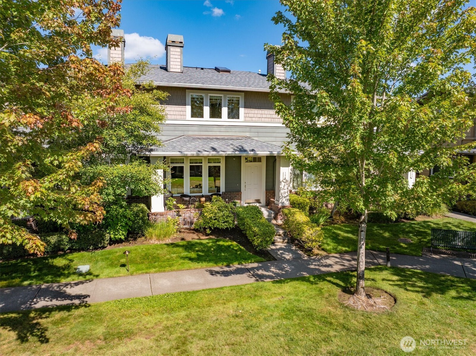 1804 10th Avenue NE #1320