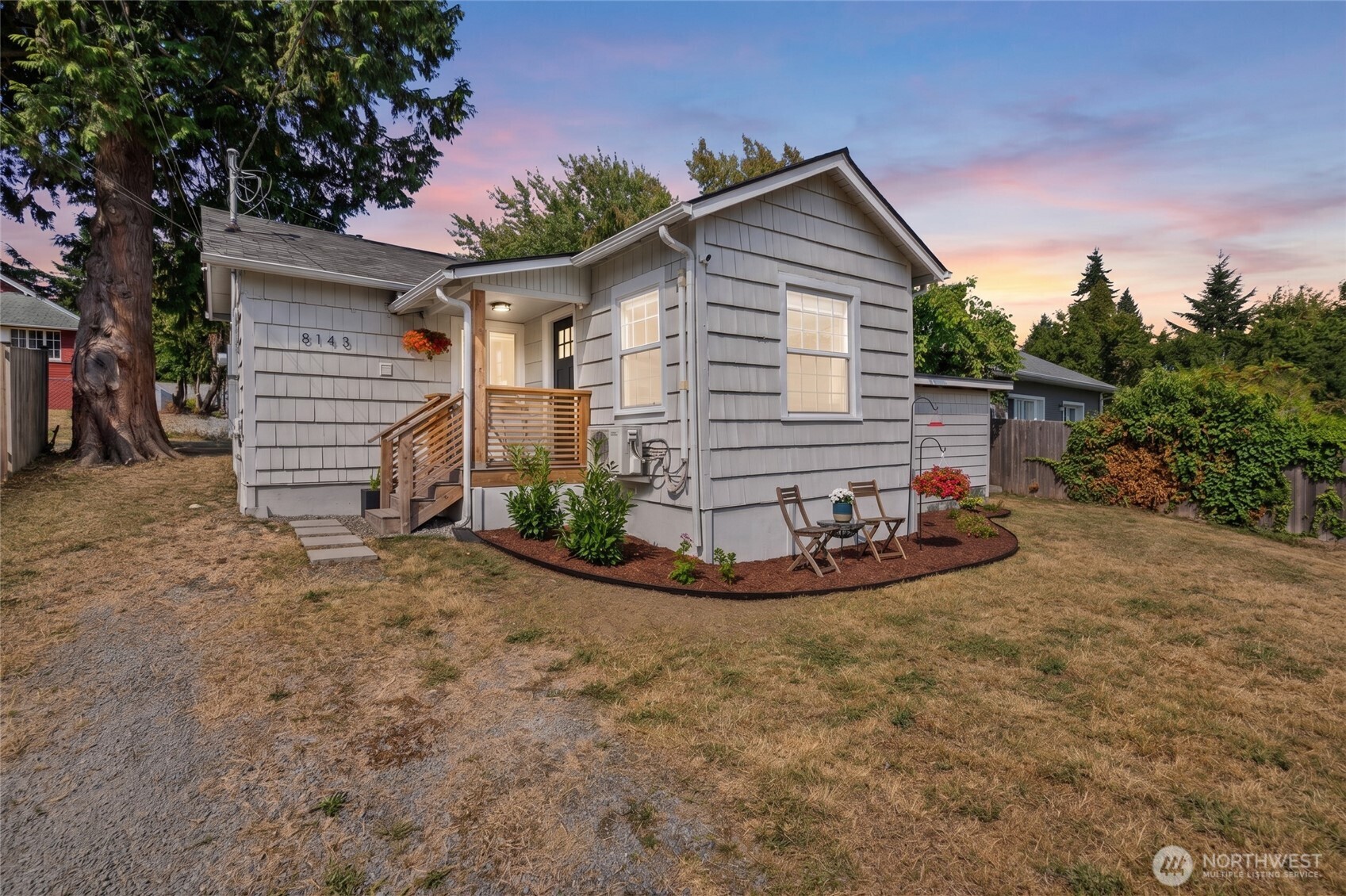 8143 10th Avenue SW