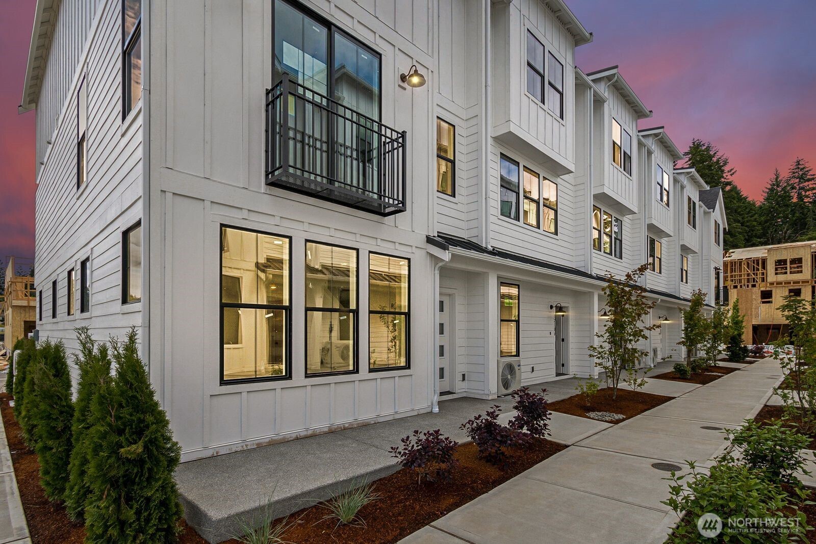 12053 127th Avenue E #82