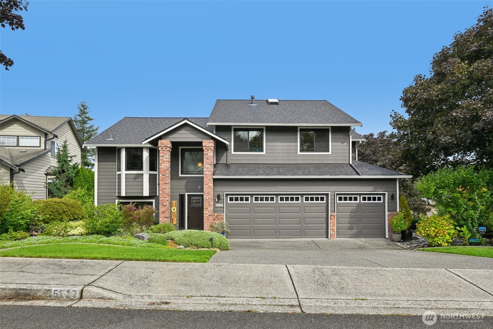 5117 Nathan Loop SE