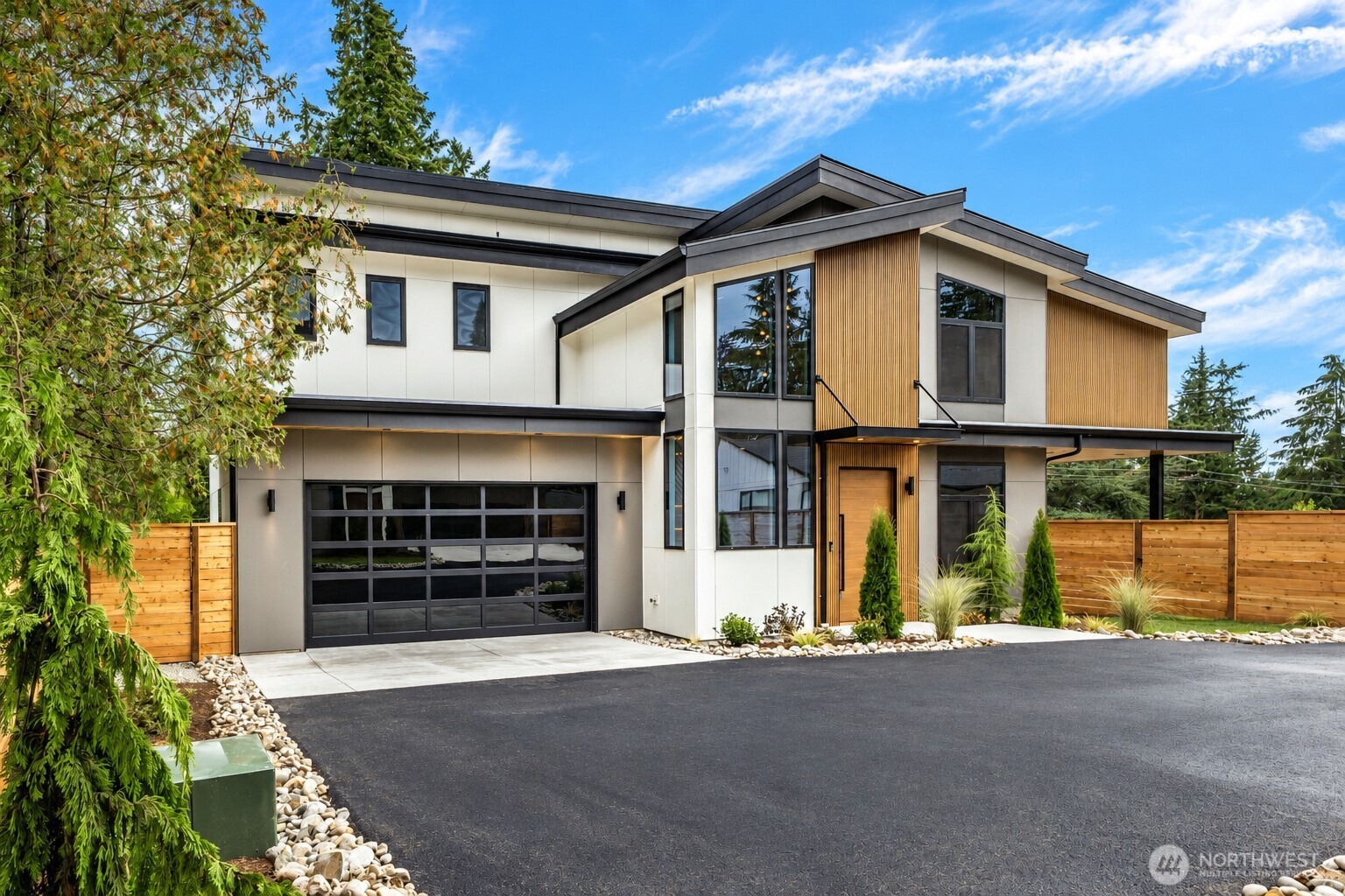 8336 NE 148th Place