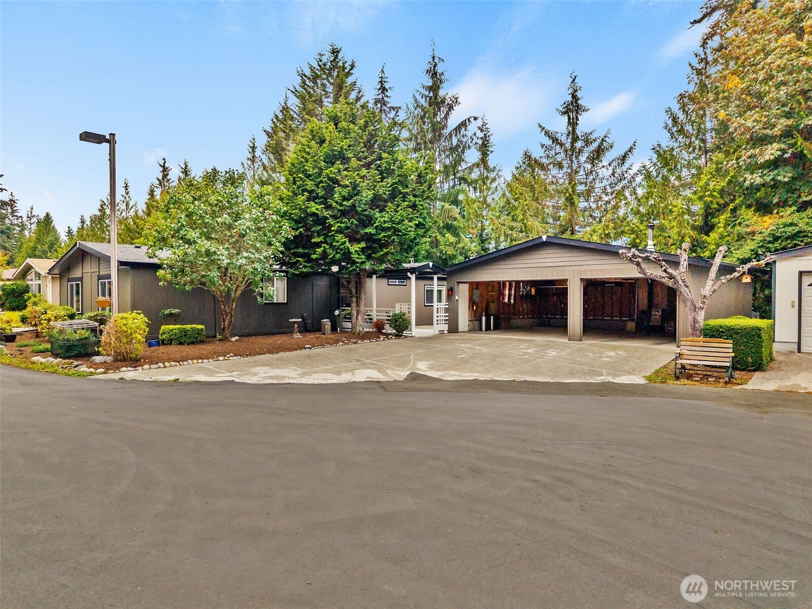 1754 NE Mesford Road #19