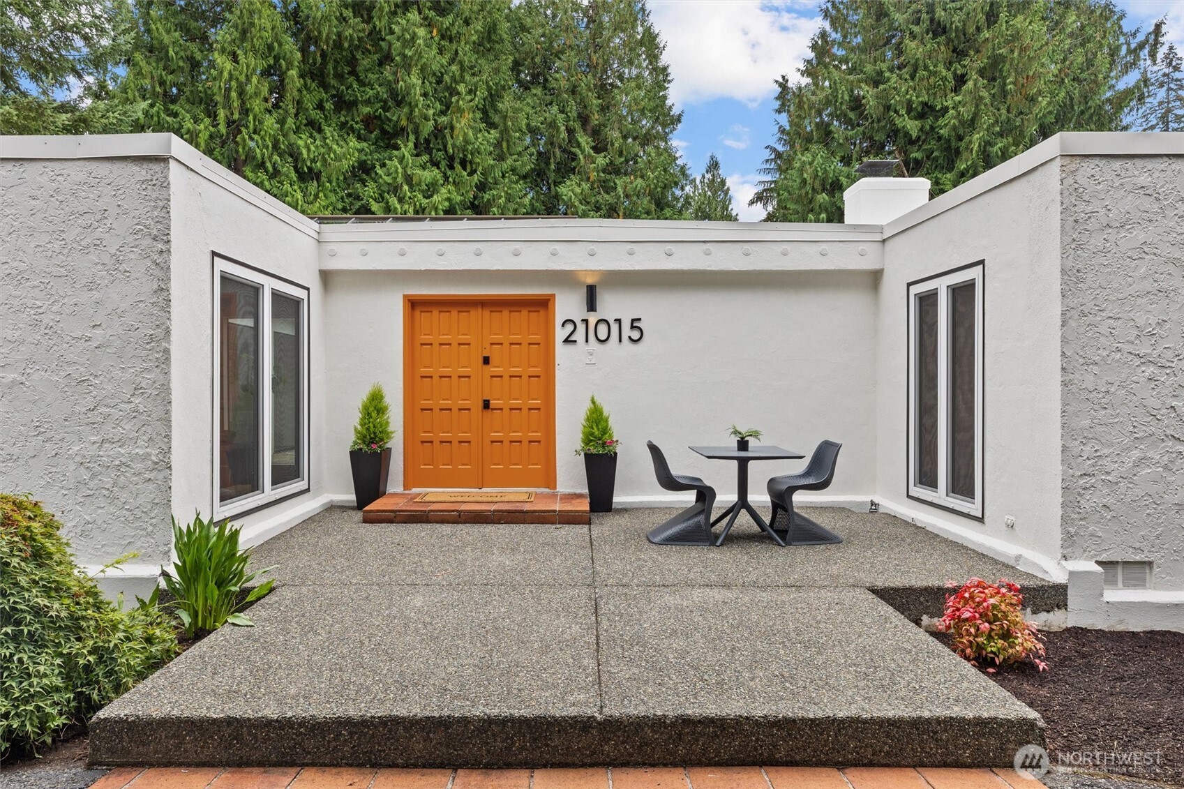 21015 NE 11th Street