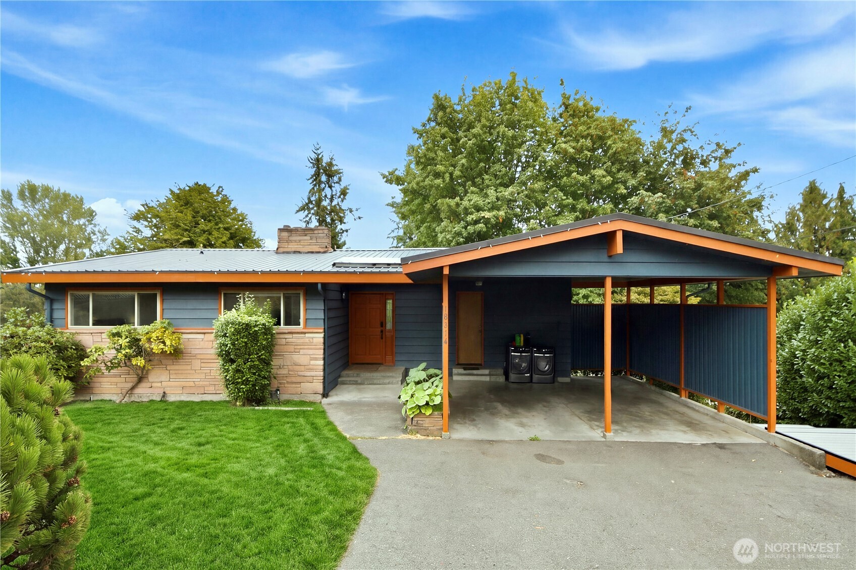 18534 55th Avenue NE