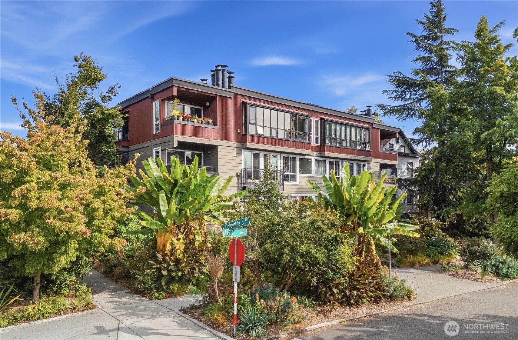 1601 E Columbia Street #104