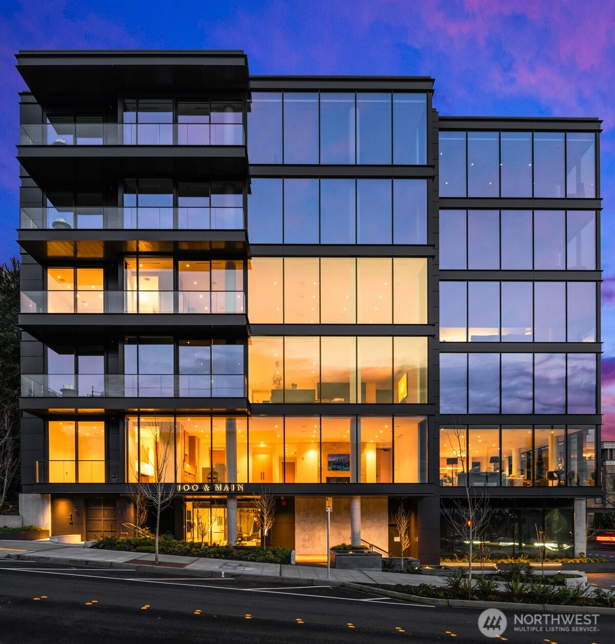 8 100th Avenue NE #401