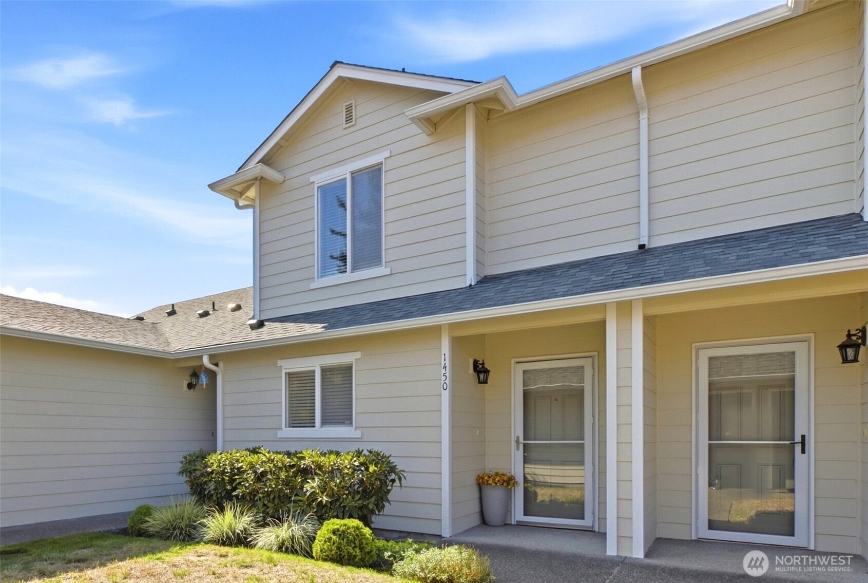 1450 Mountain View Drive