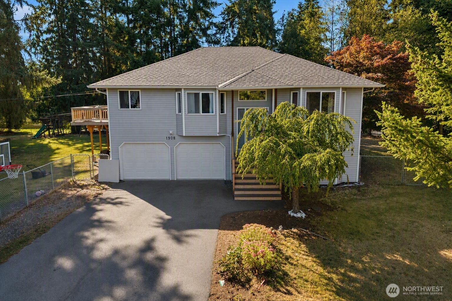 1908 Oak Road