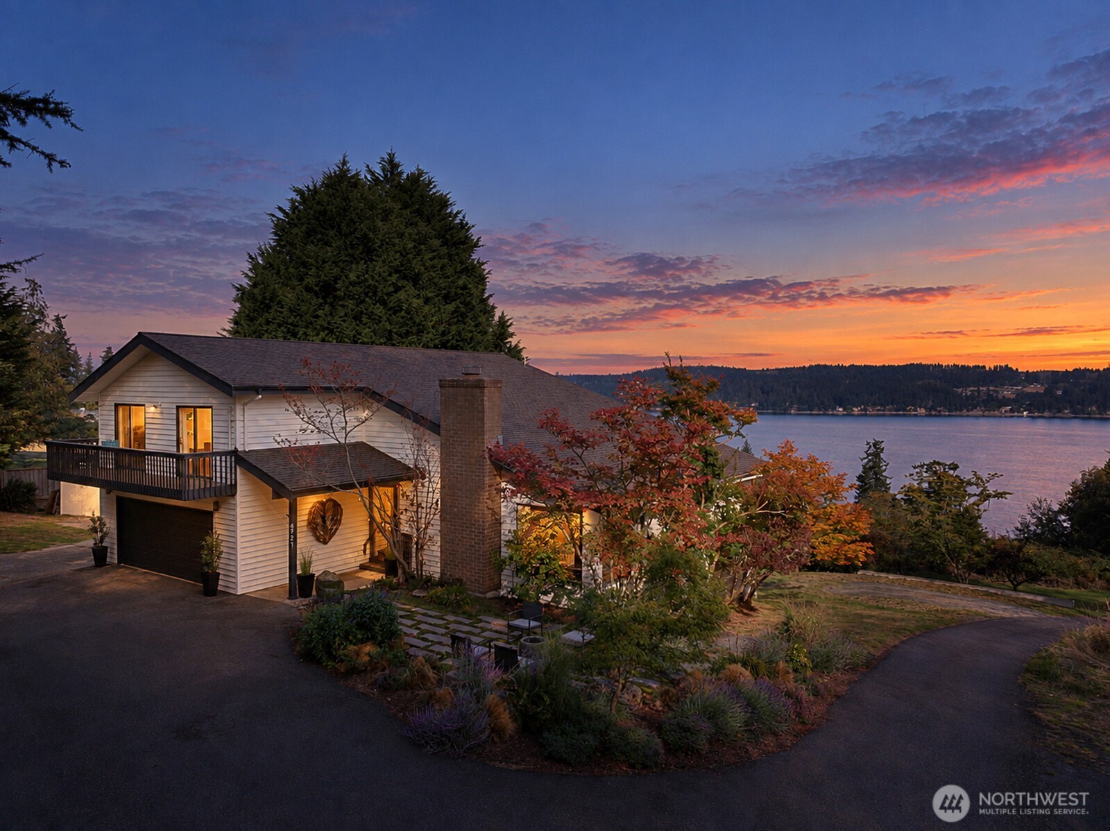 4721 Honeymoon Bay Road