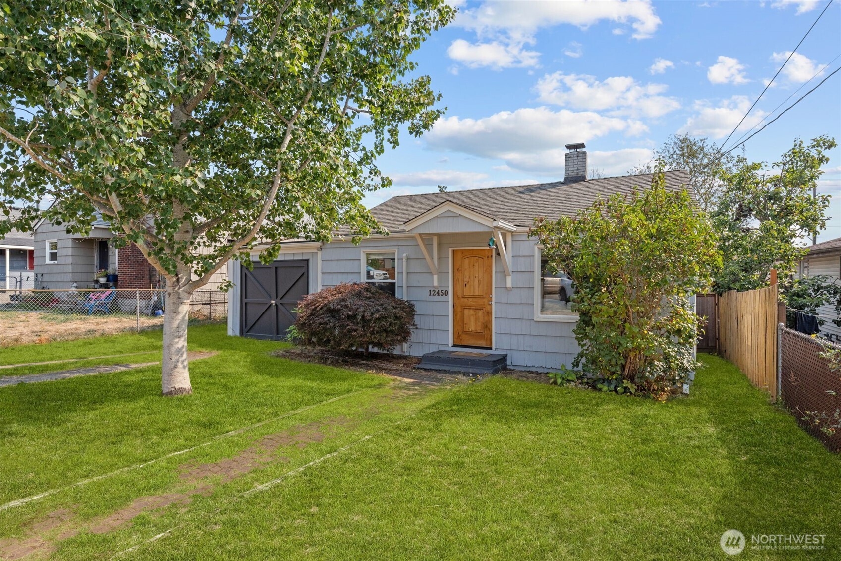 12450 1st Avenue SW