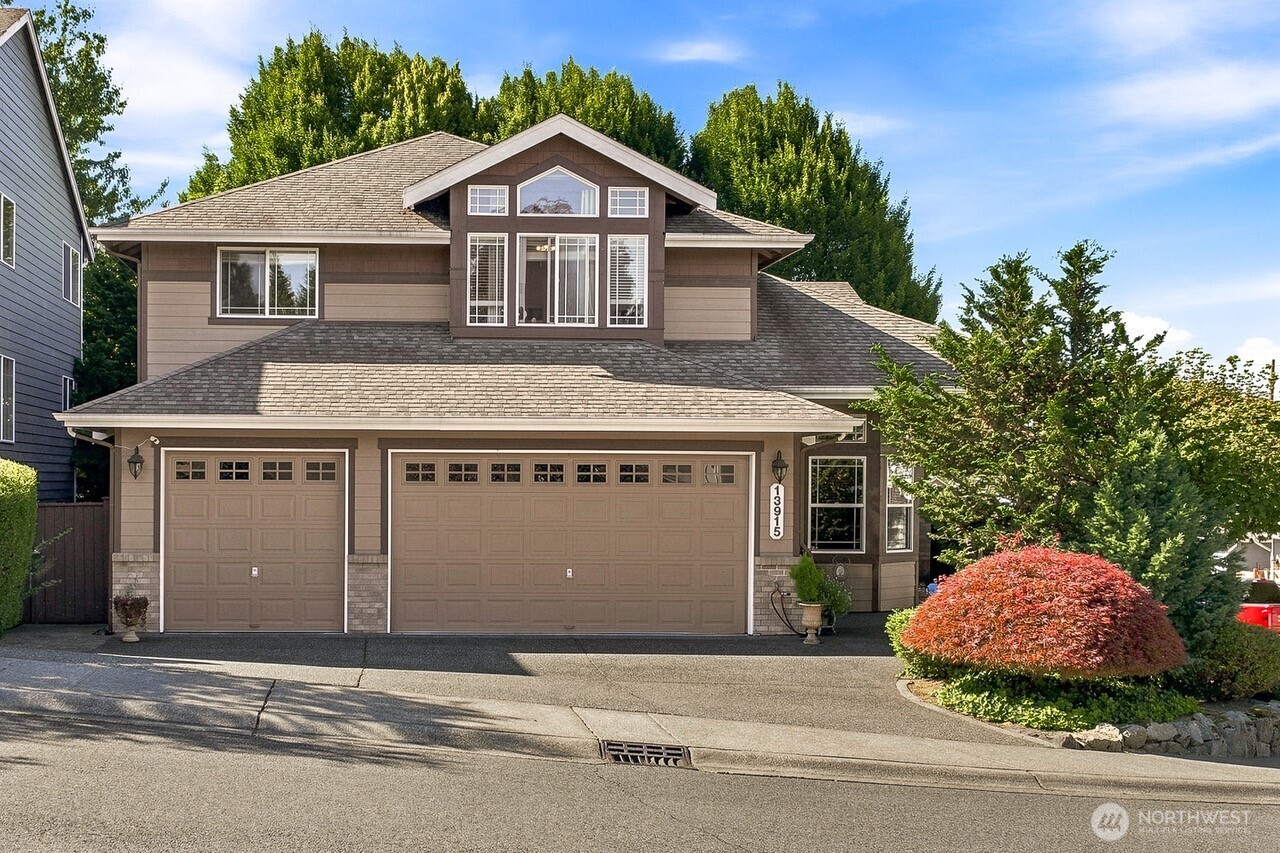 13915 SE 238th Place
