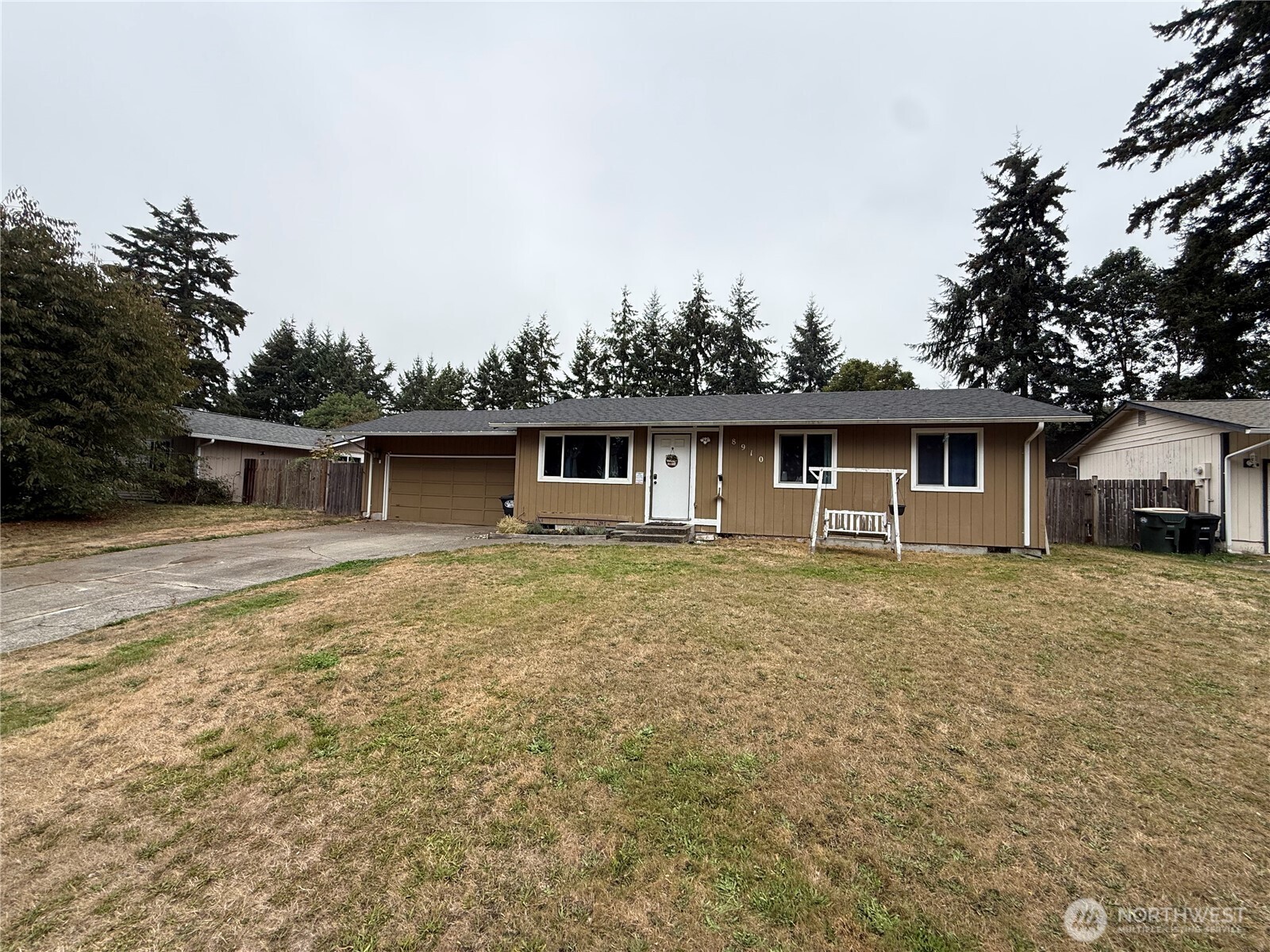 8910 NE Quinault Loop
