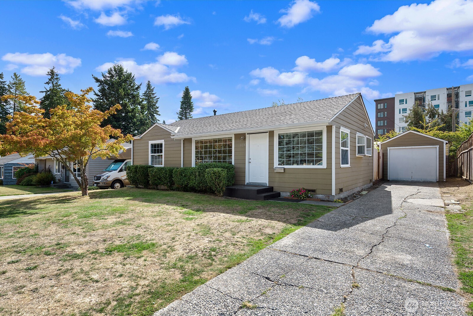829 NE 189th Street