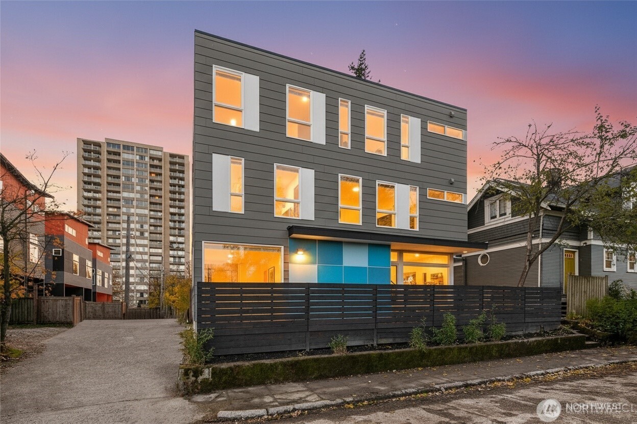 809 NE 48th Street
