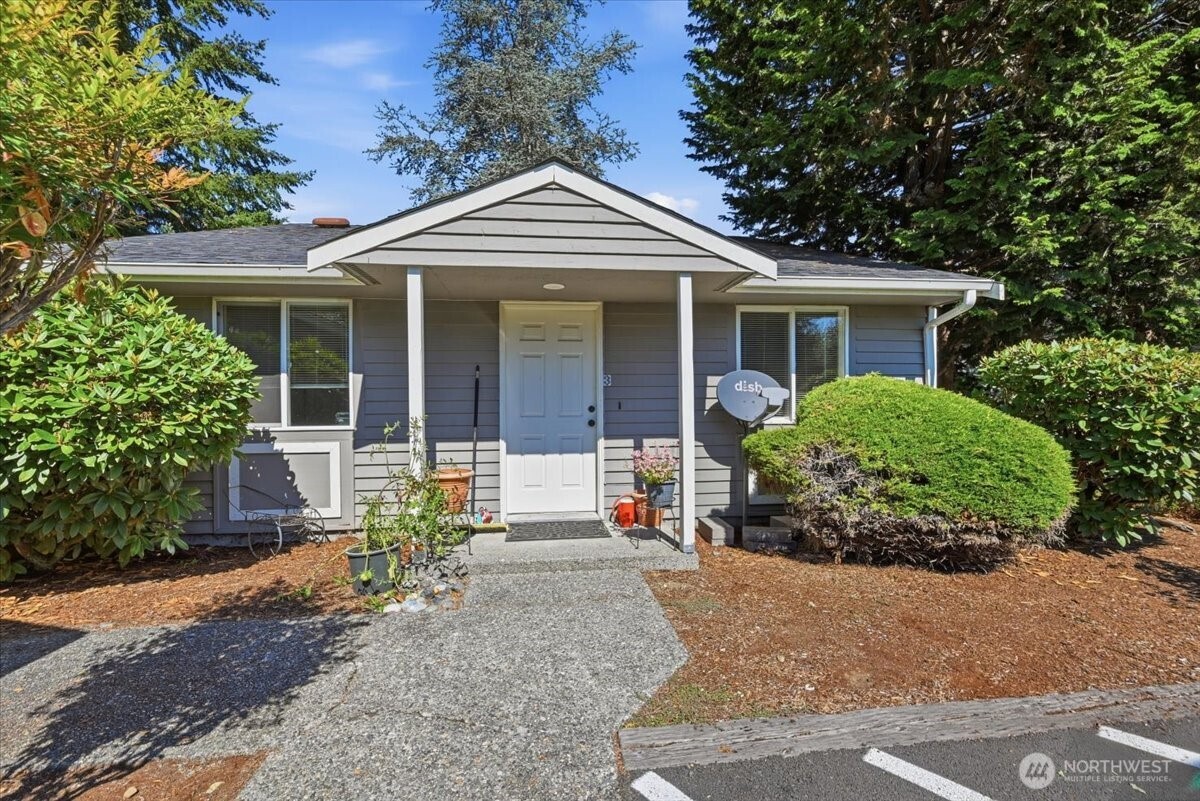 406 E Pioneer Street #A