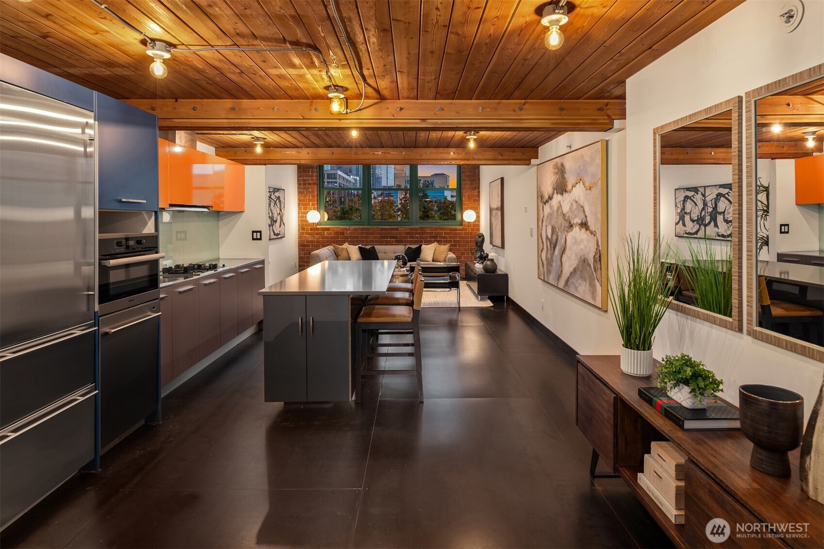 66 Bell Street #306, Seattle, WA 98121, photo 5 of 39