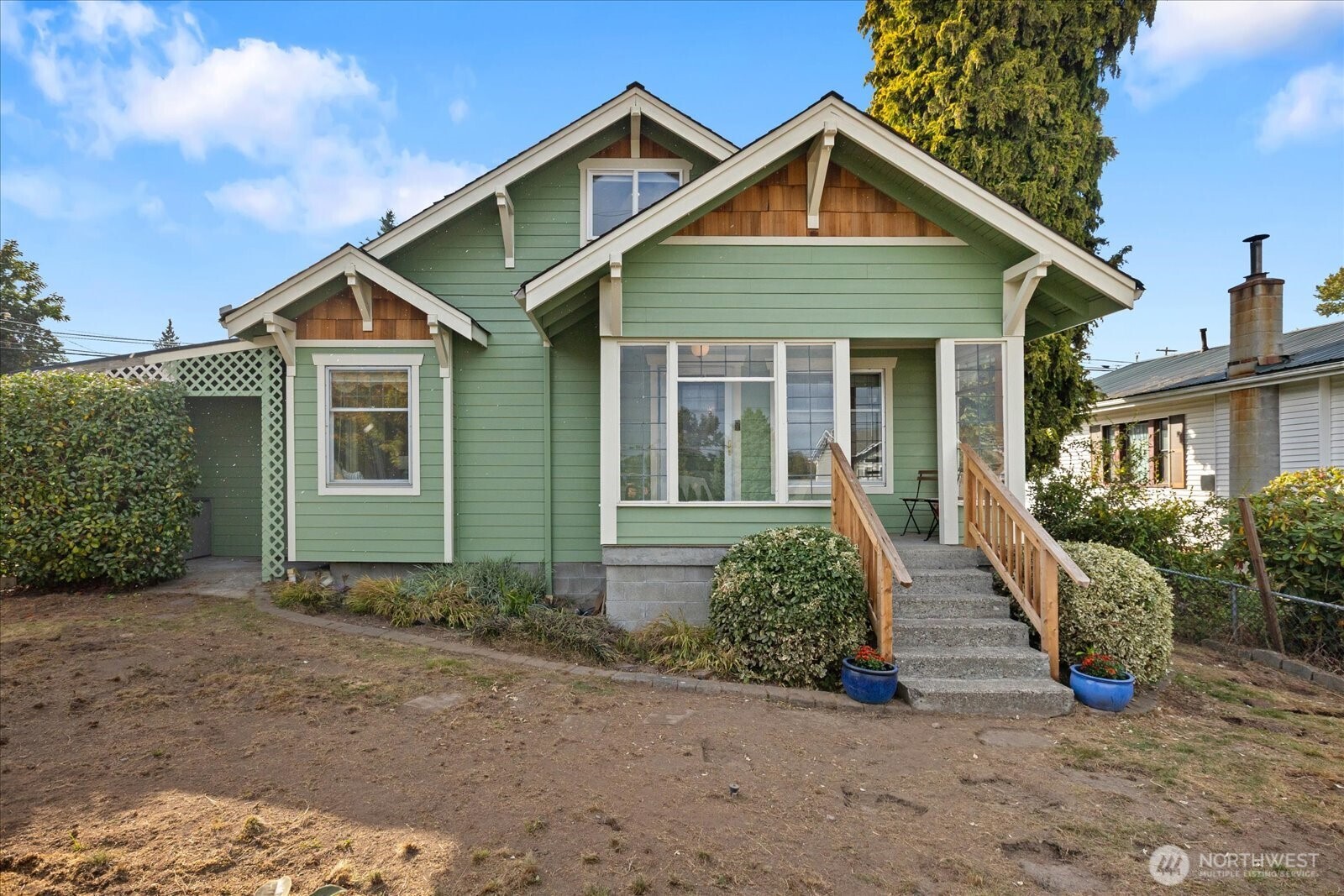 916 E Marine View Drive