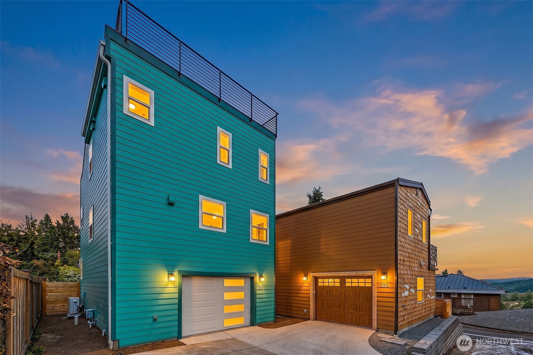 332 NE Elk Place