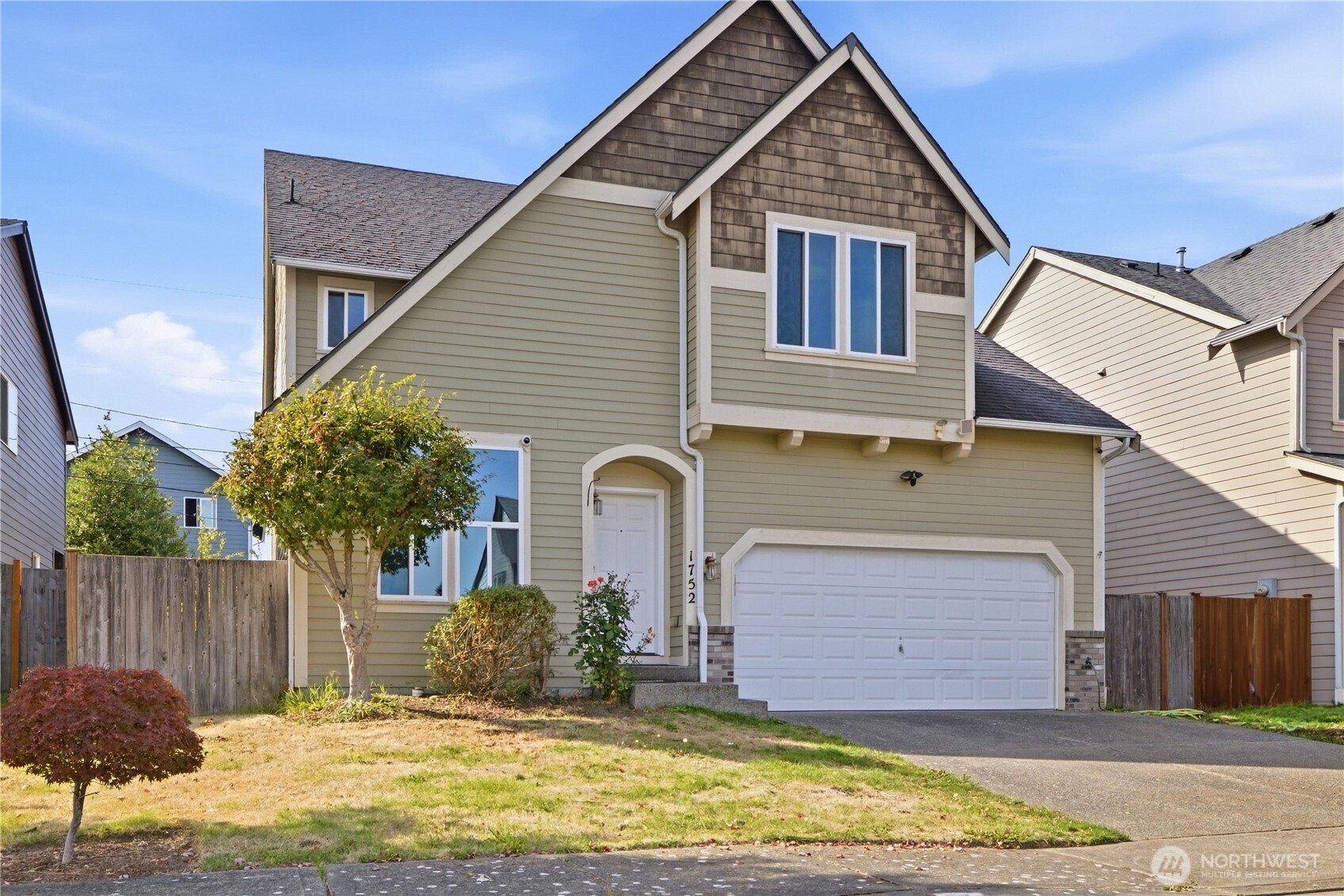 1752 S Prospect Lane