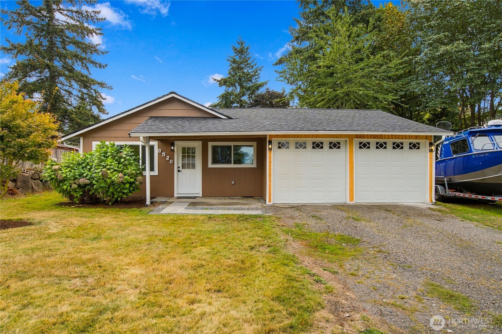 8520 9th PL NE