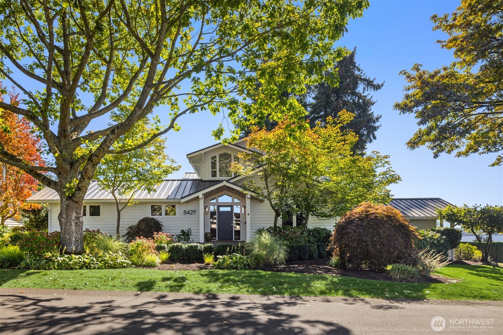 8429 NE 7th Street