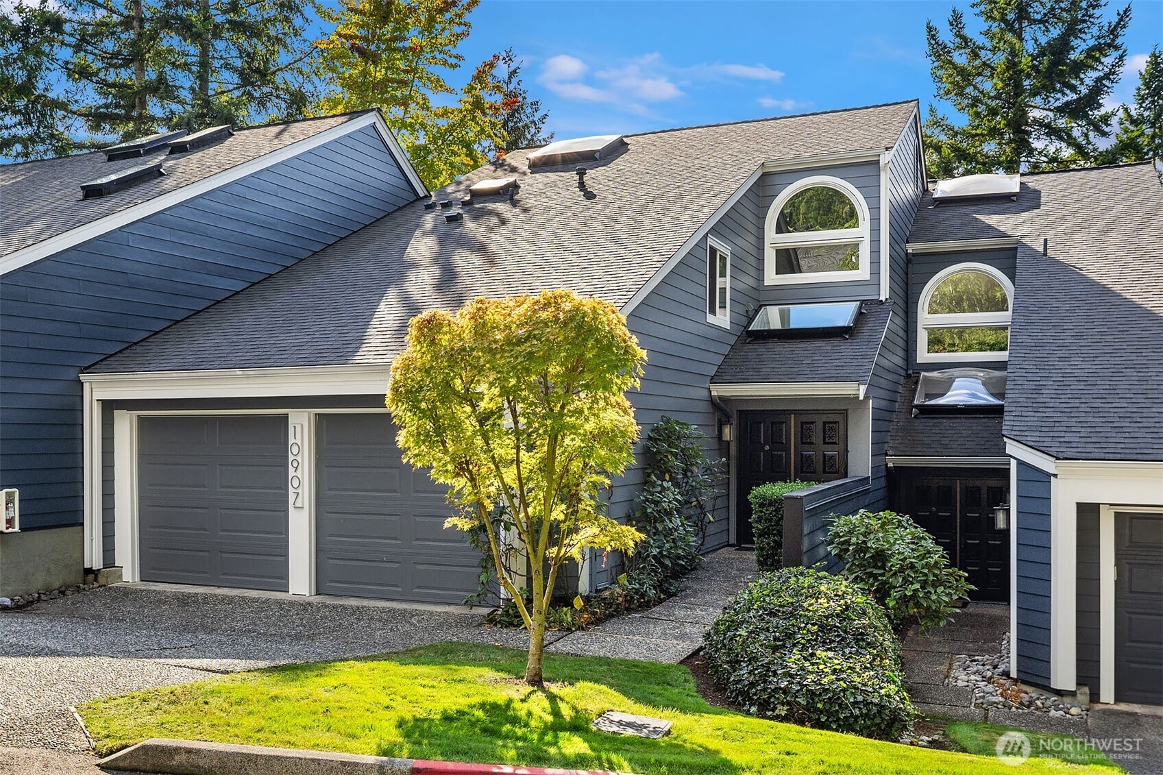 10907 NE 41st Drive