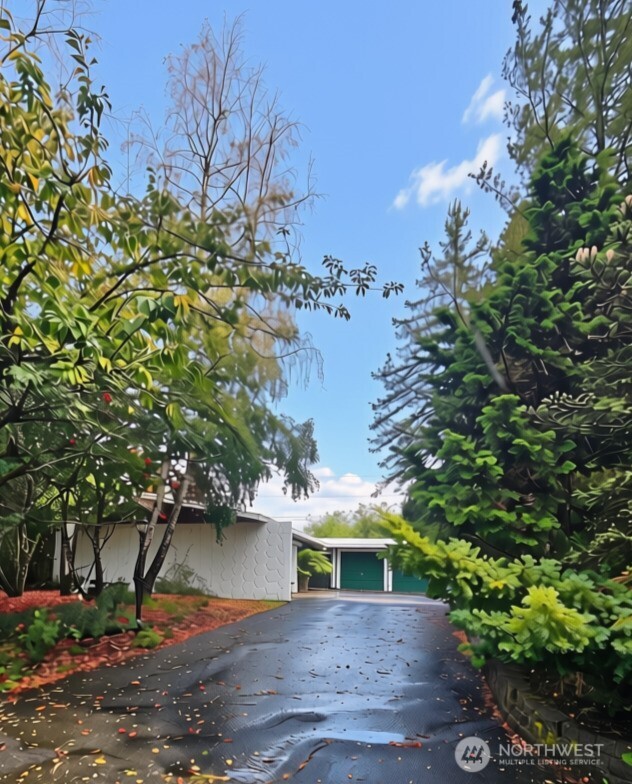 8116 79th Street SW