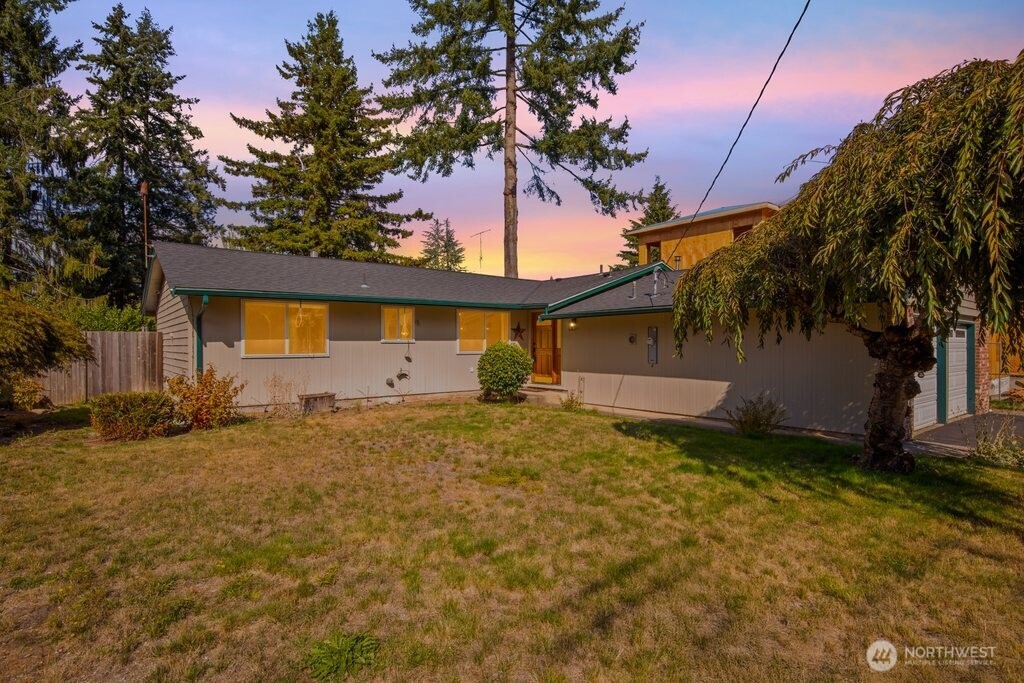 8622 NE 139th Street