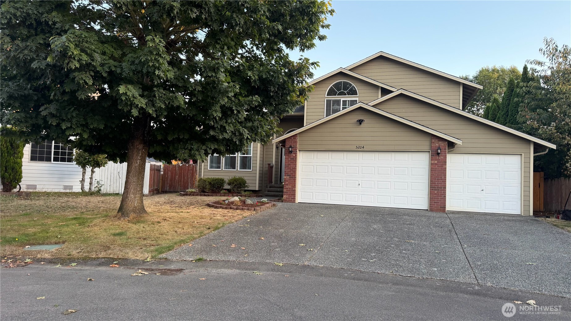 5204 59th Place NE
