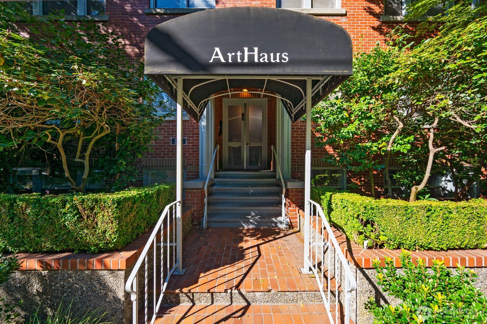 735 Federal Avenue E #5