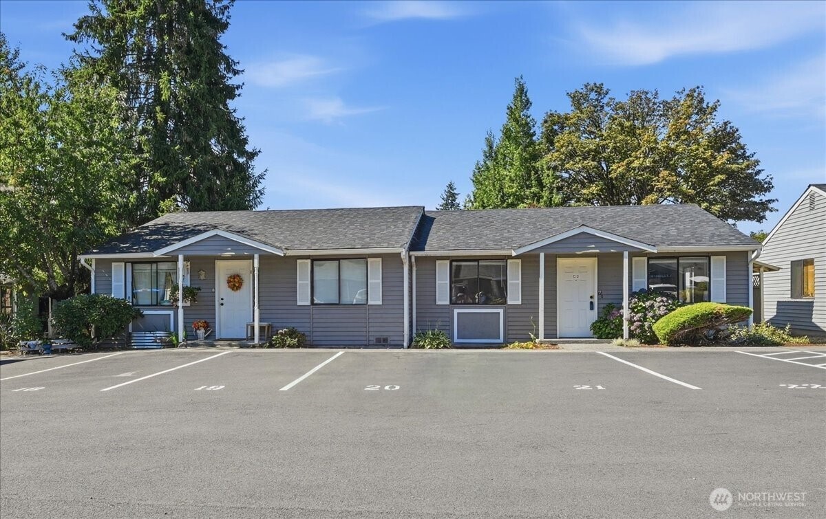 406 E Pioneer Street #C