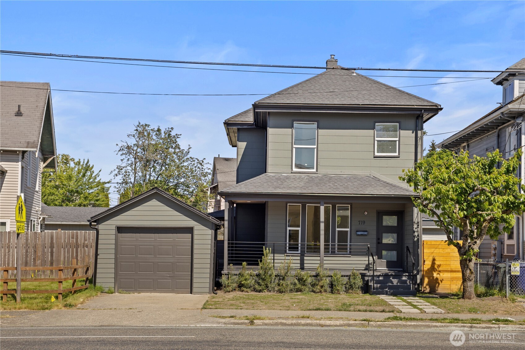 719 S Sprague Ave