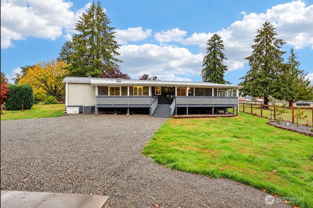17229 SE Lake Moneysmith Road