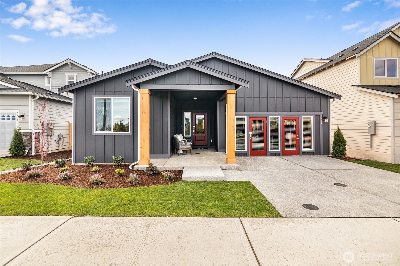 4982 Capilano Lane SW
