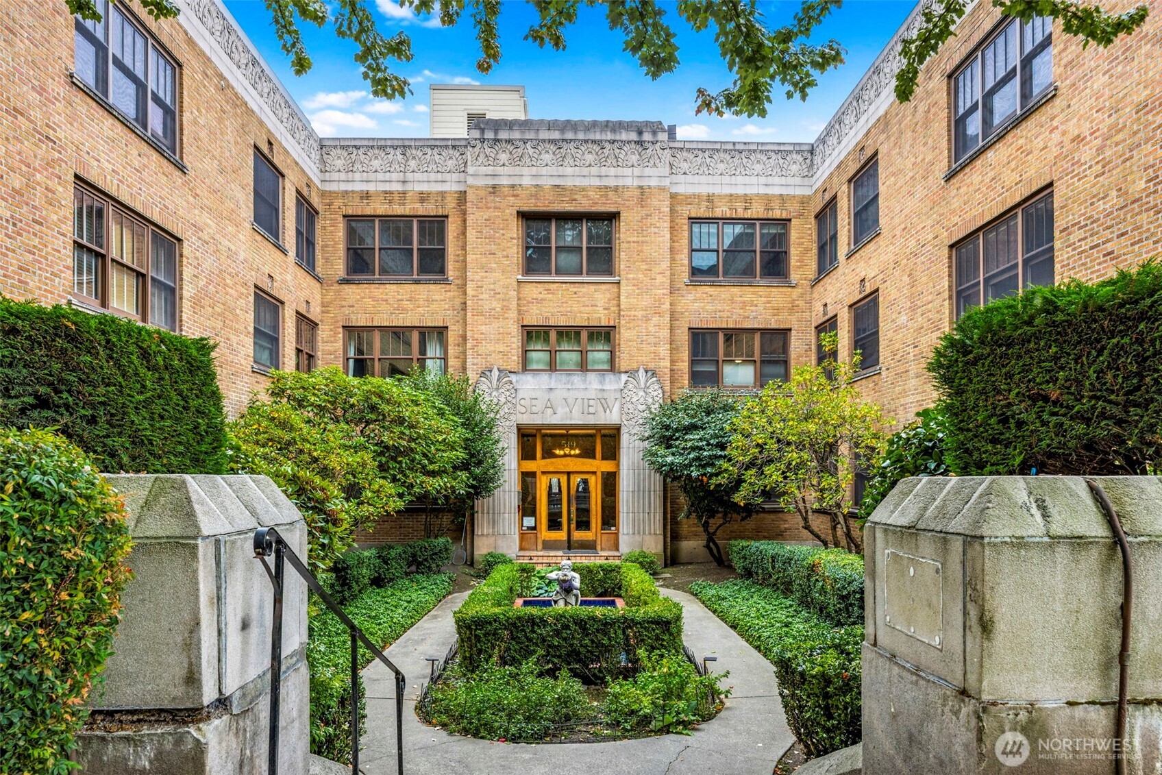 519 W Roy Street #313