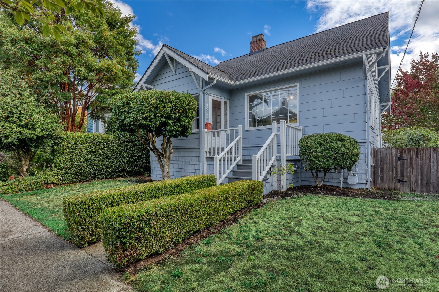 4814 36th Avenue NE