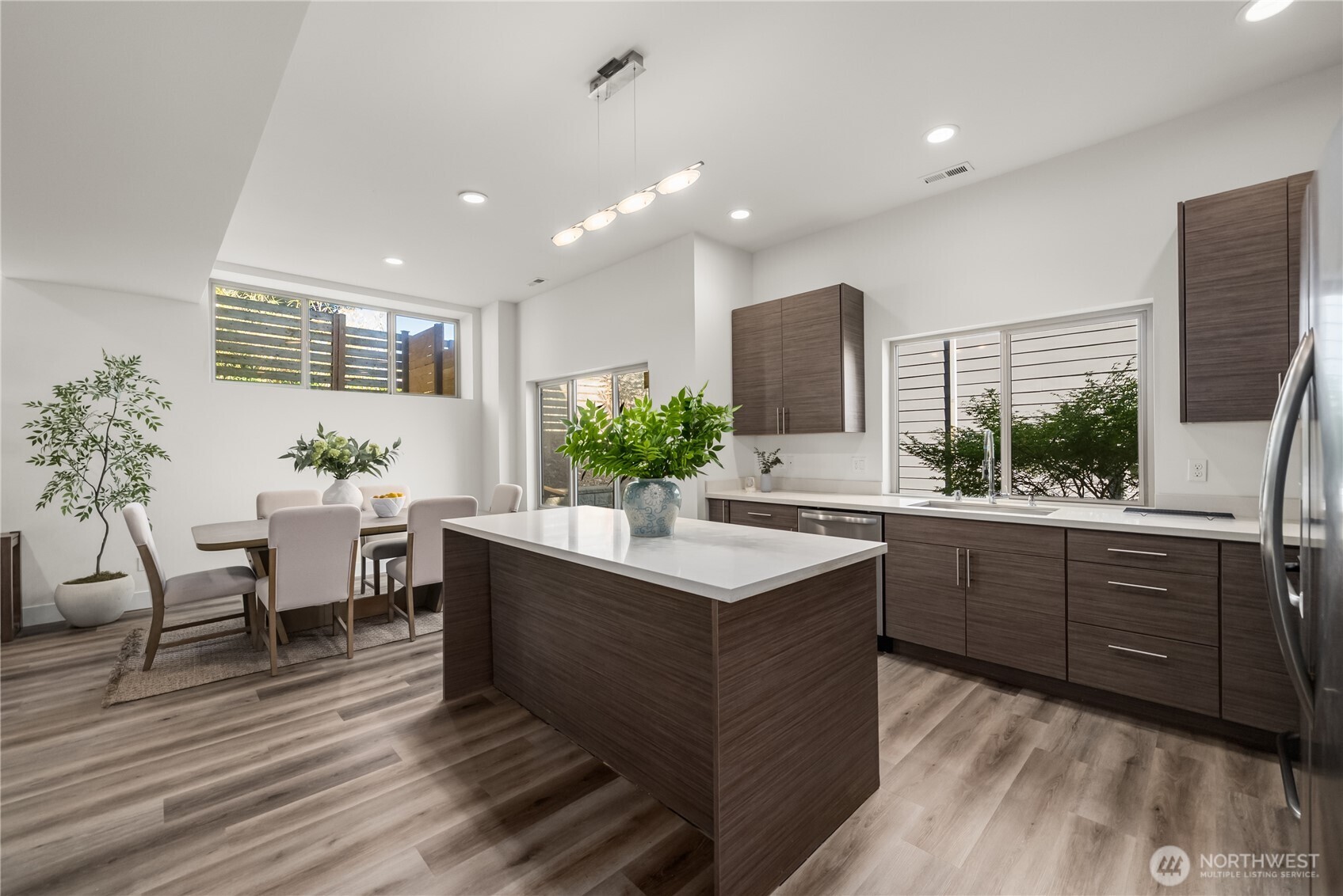 647 S 150th Street