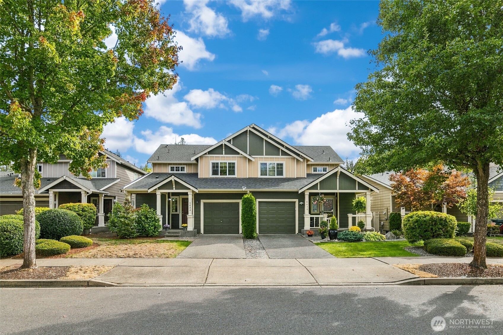 4426 Roxanna Loop SE