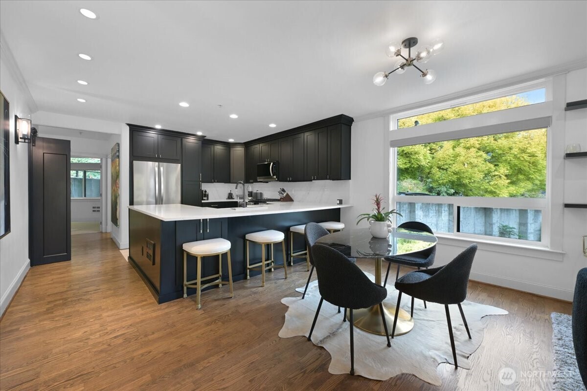 121 Lakeside Avenue #201, Seattle, WA 98122, photo 4 of 26