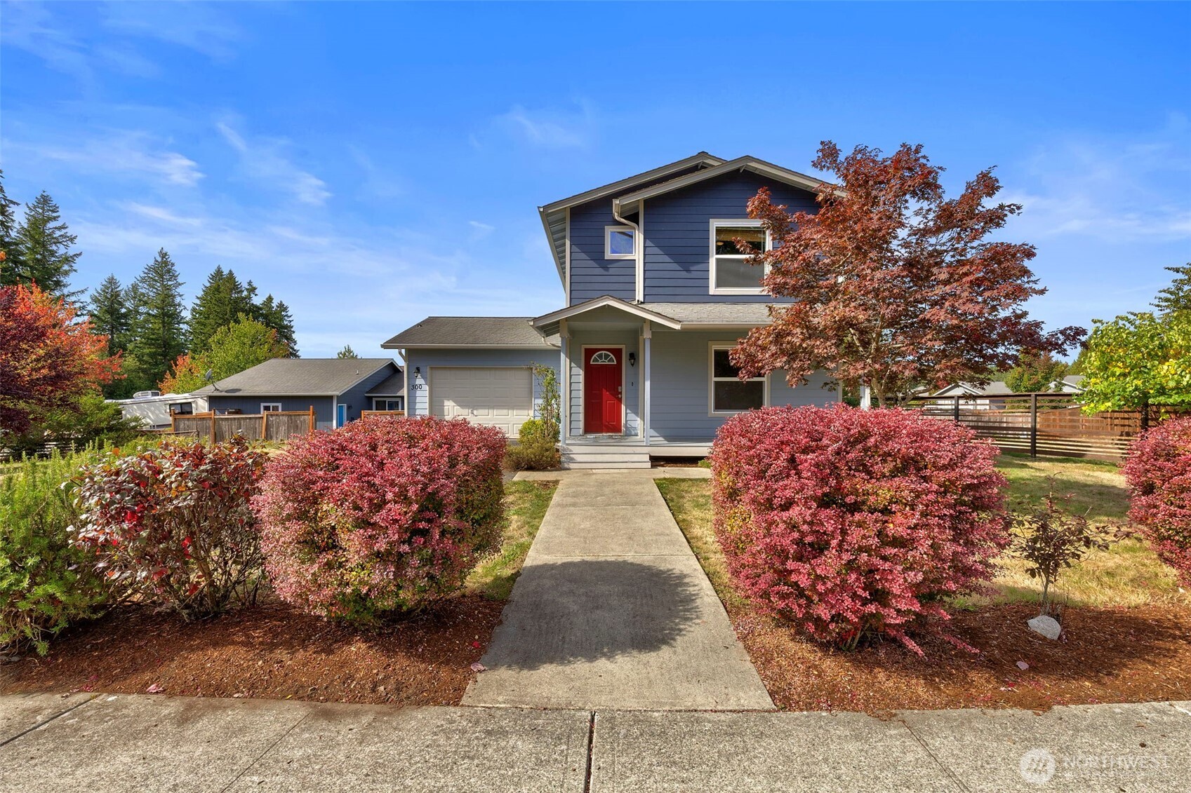 300 NE Max William Loop