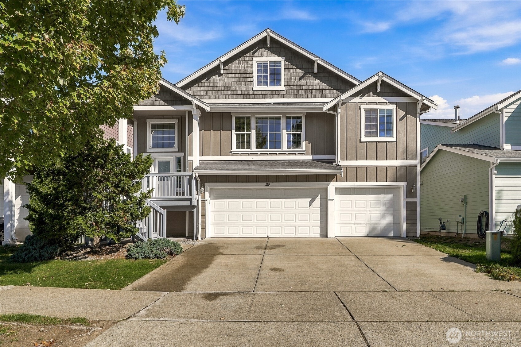 213 Phoenix Avenue SW