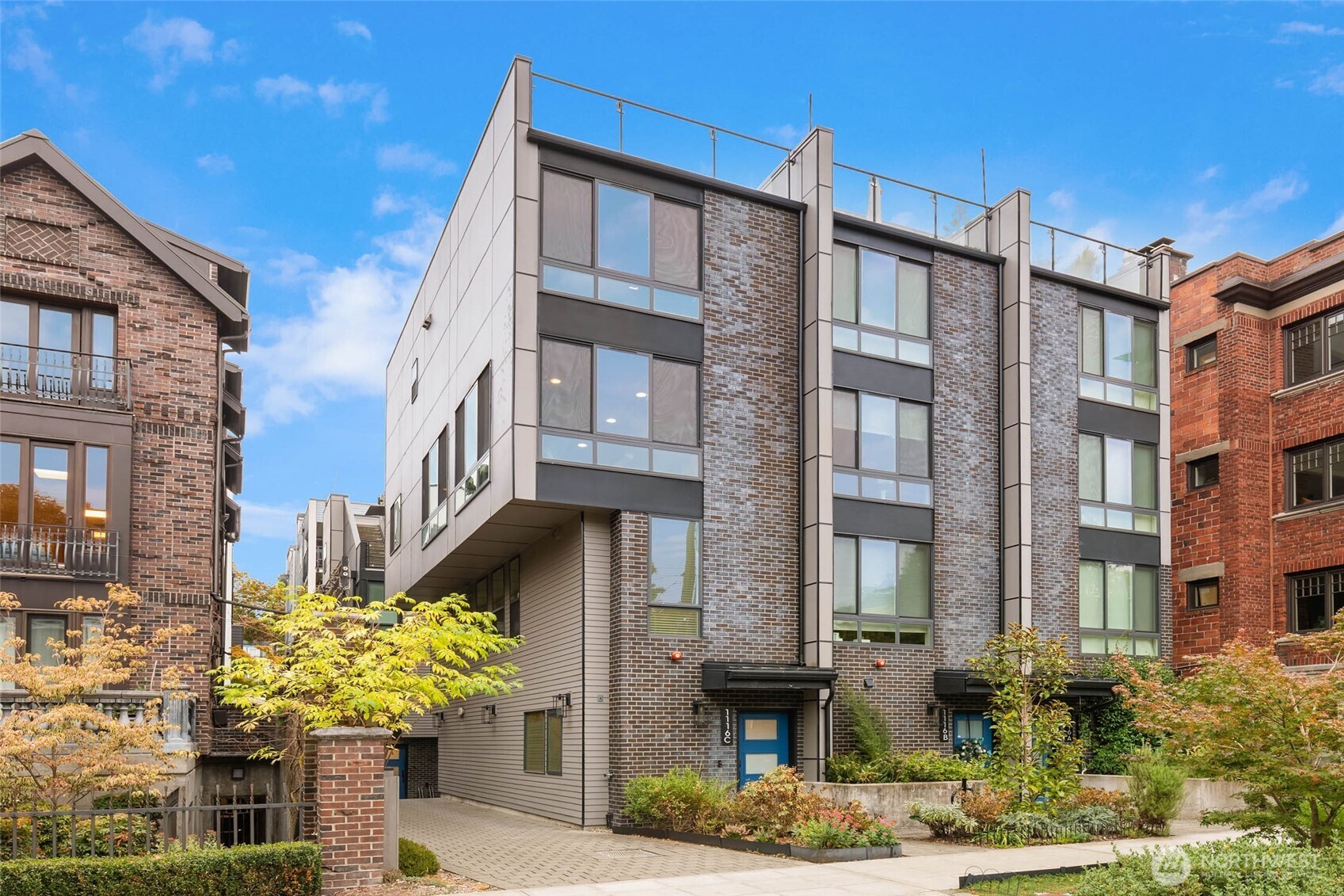 1116 Broadway E #C