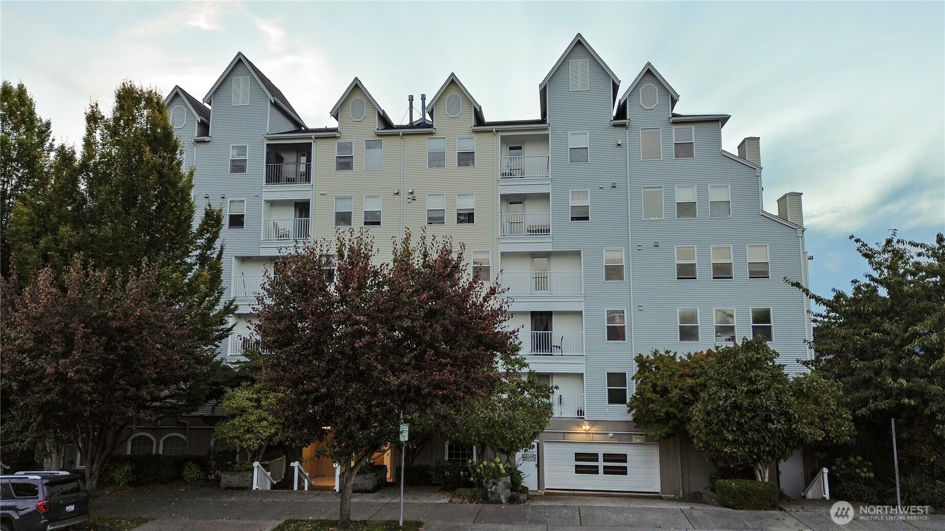 2522 Rucker Avenue #408