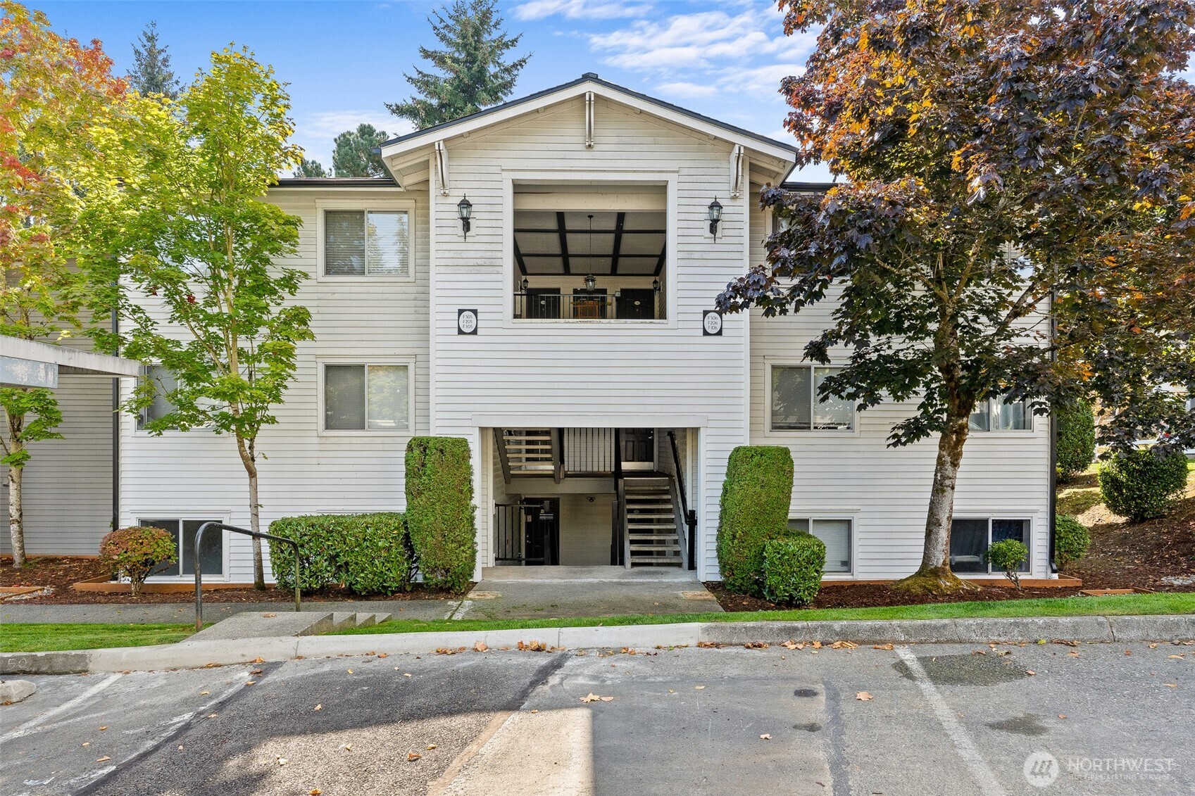 15415 35th Avenue W #F105